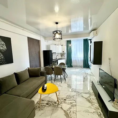 Apartment In Complex 5 Stele Langa Plaja