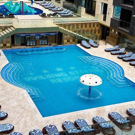 Sea View & Pool In