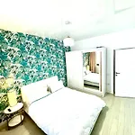 Apartment In Complex 5 Stele Langa Plaja *