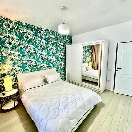 Sea View & Pool In Daire 3*