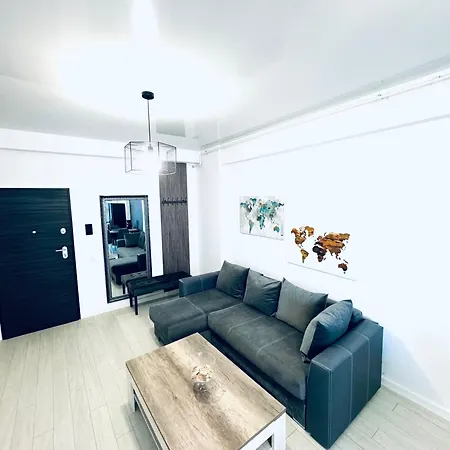 Daire Sea View & Pool In