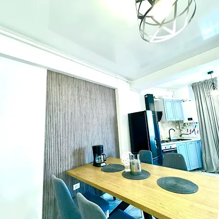 Daire Sea View & Pool In