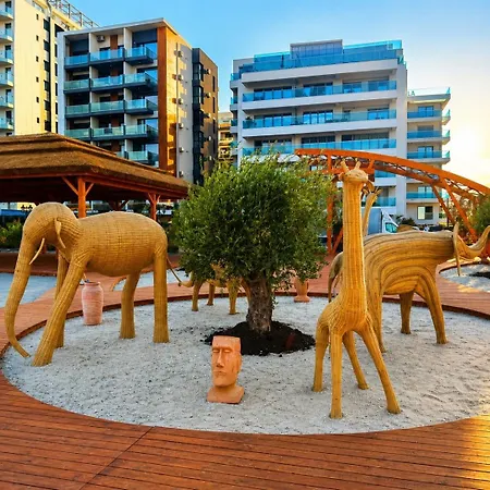 Apartment Sea View & Pool In 3*